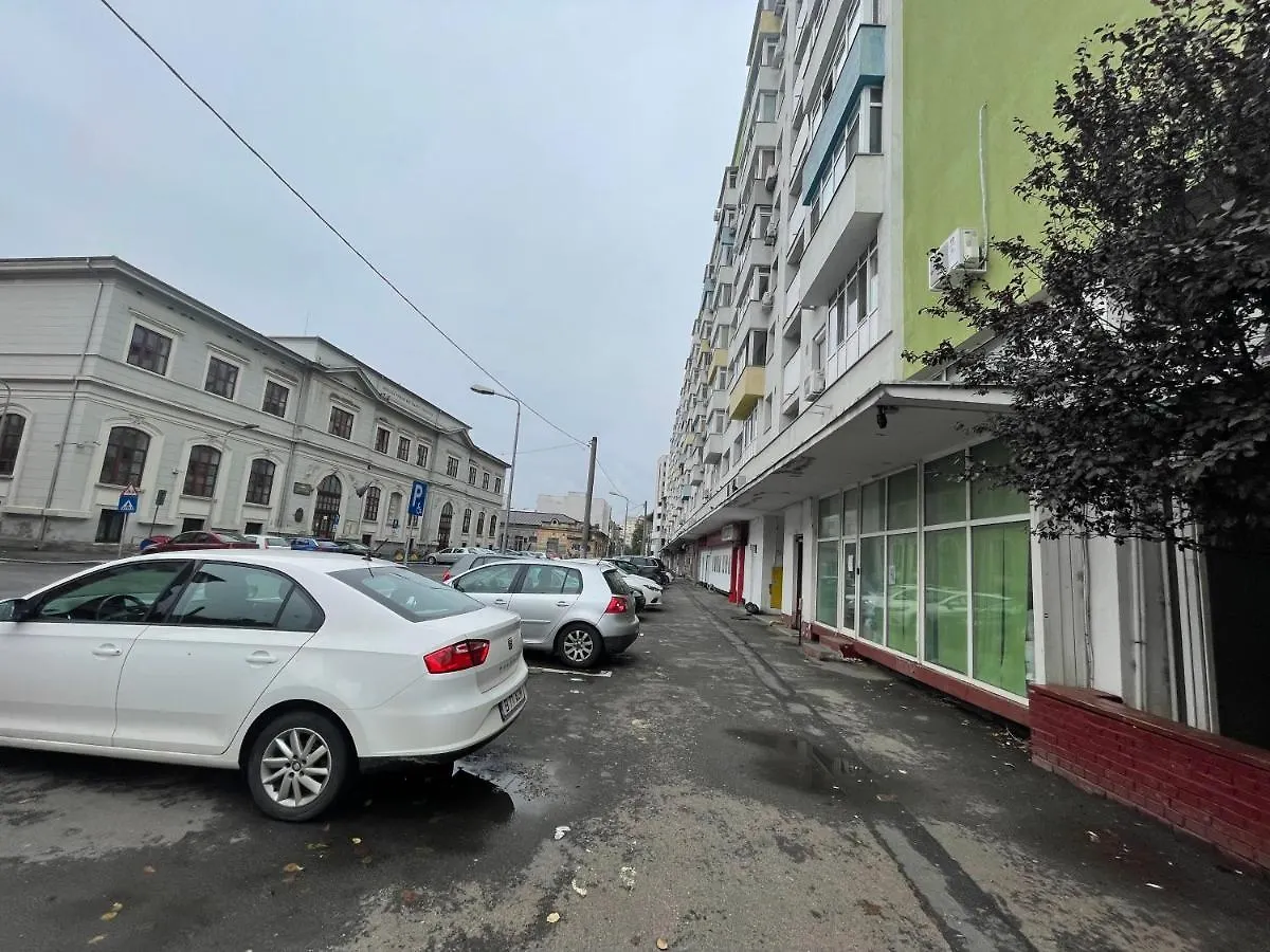 Lovely 2 Rooms Apartment In The Center Of The City Bucharest