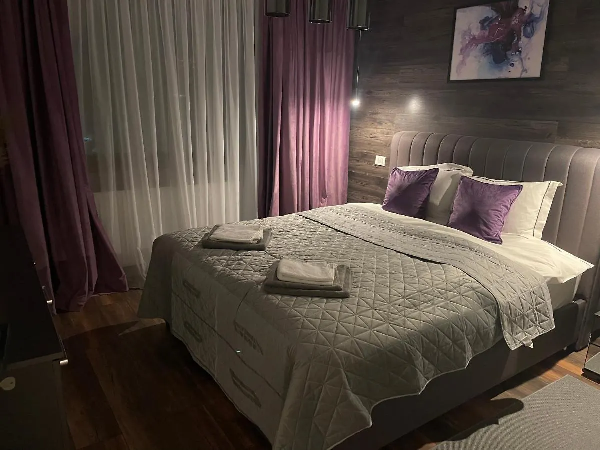 Lovely 2 Rooms Apartment In The Center Of The City Bucharest