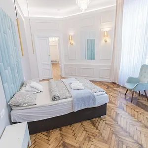  Apartament Royal Polonia