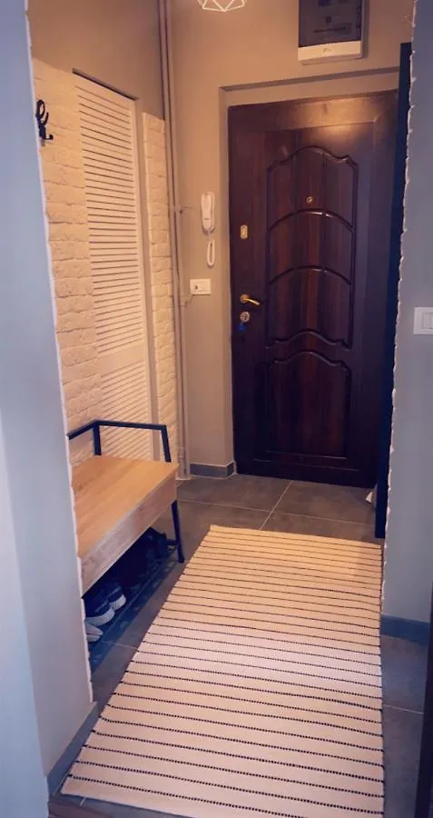 Lovely 2 Rooms Apartment In The Center Of The City Bukurešť 0*,